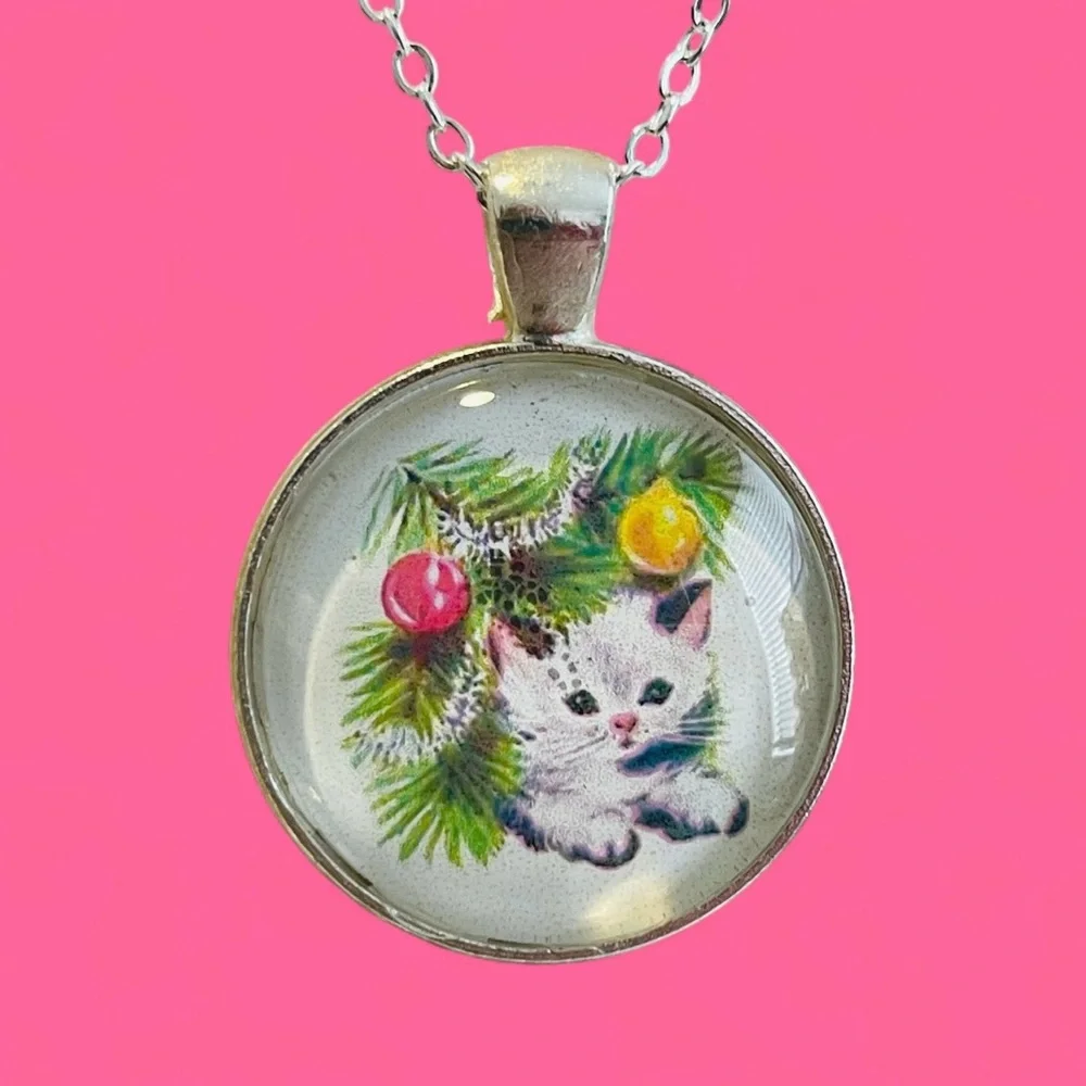 Vintage Christmas Tree ornaments Holiday White Kitten Retro Pendant Necklace